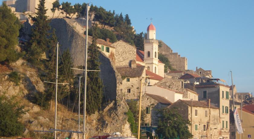 Ana Apartment Σίμπενικ Δωμάτιο φωτογραφία